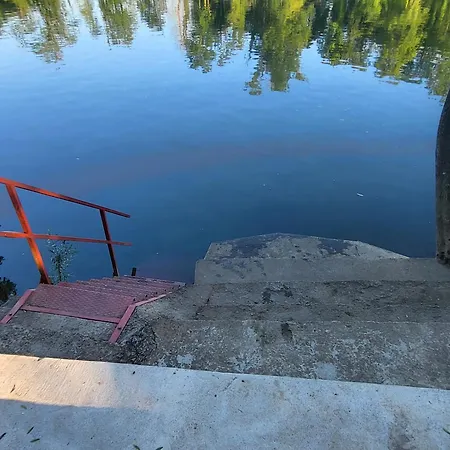 Kamp Katra Mobilna Hiska Exclusive Vinica