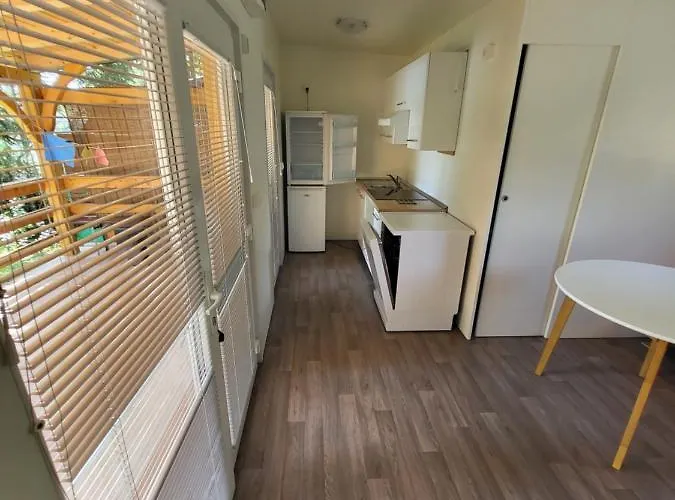 Kamp Katra Mobilna Hiska Exclusive Ferienhaus Vinica